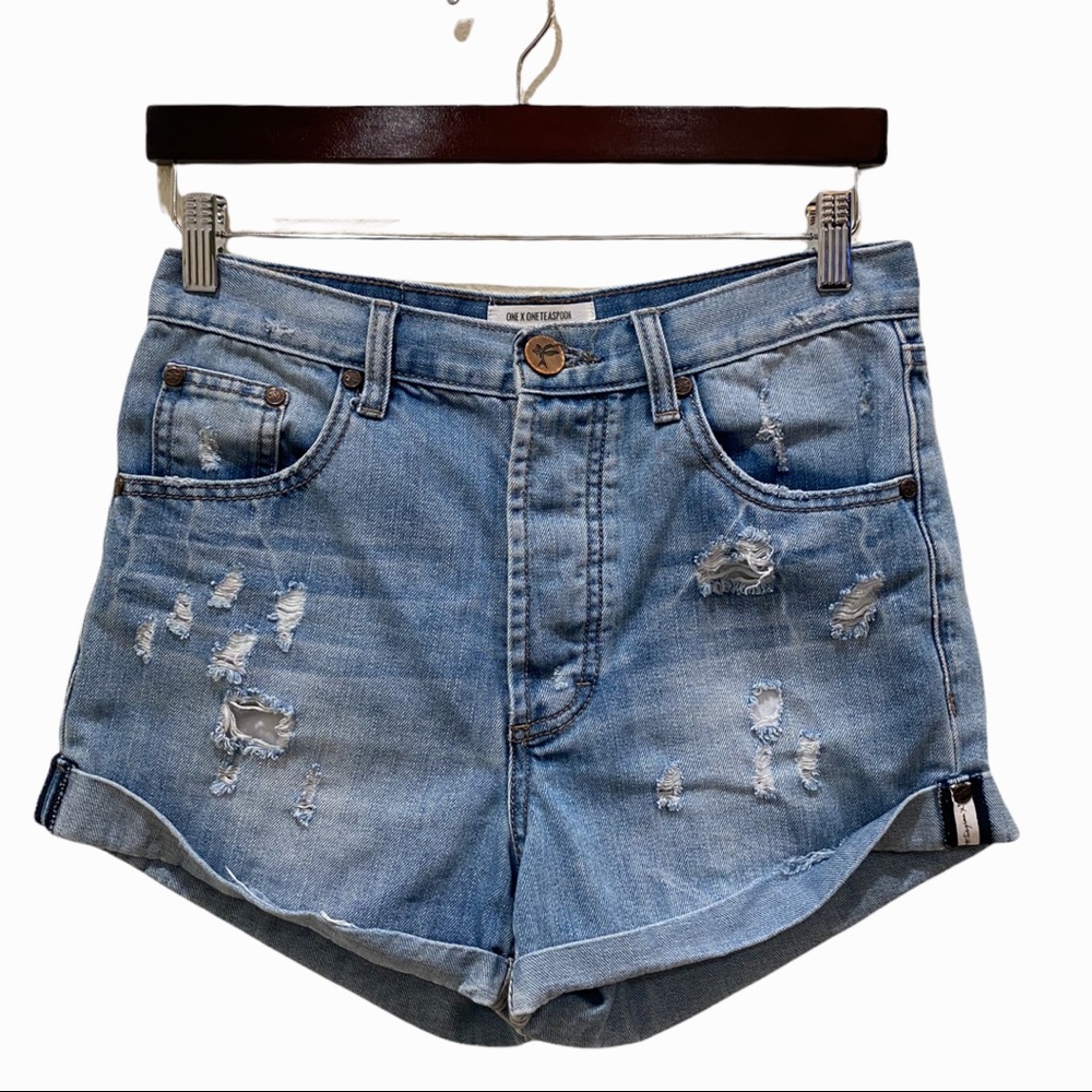 one x one teaspoon outlaws shorts size 25